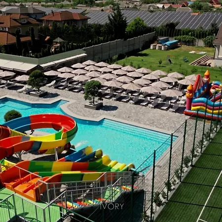 Ivory And 5* Vynohradiv